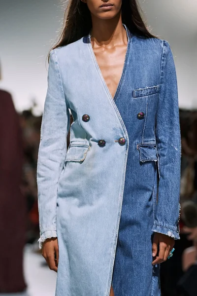 Look 76